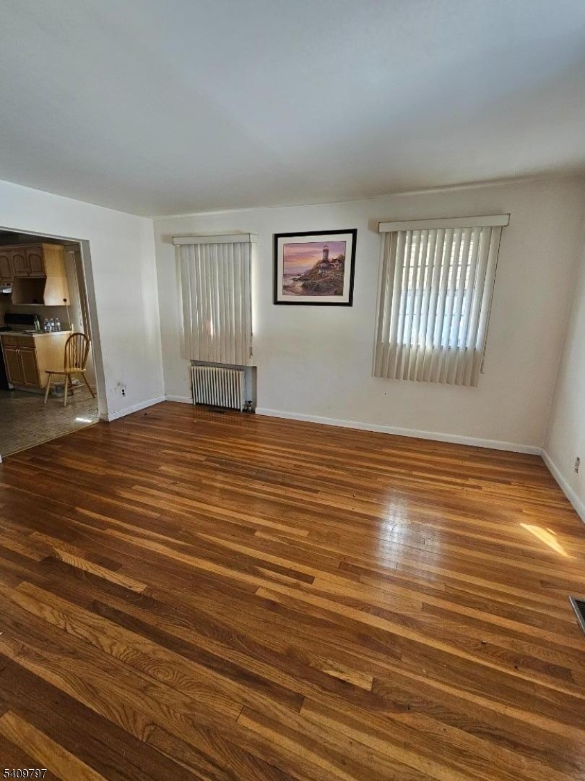 1924 Caroline Ave
