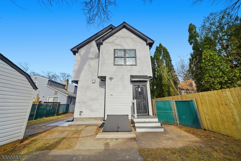 10 Buena Rd