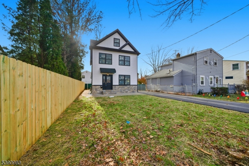 10 Buena Rd
