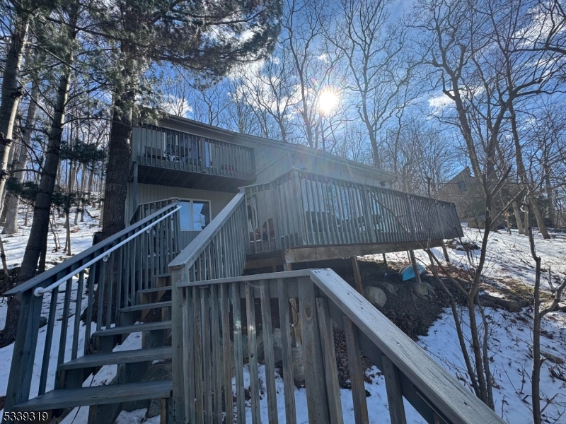 364 Skyline Lake Dr