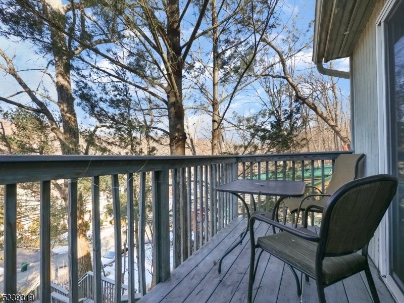 364 Skyline Lake Dr