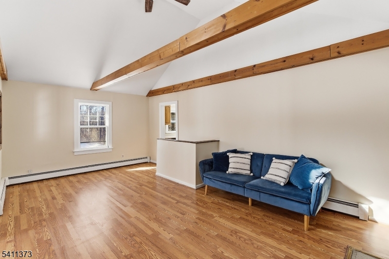 34 Isabelle Ave