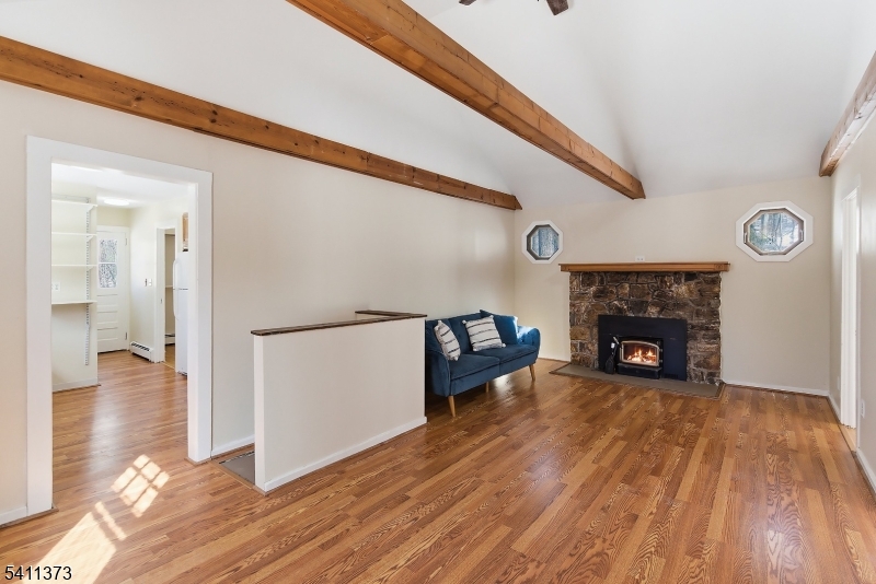34 Isabelle Ave
