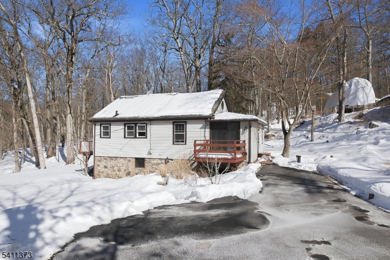 34 Isabelle Ave