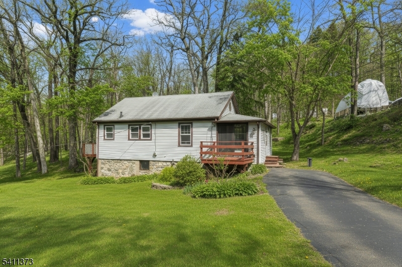 34 Isabelle Ave