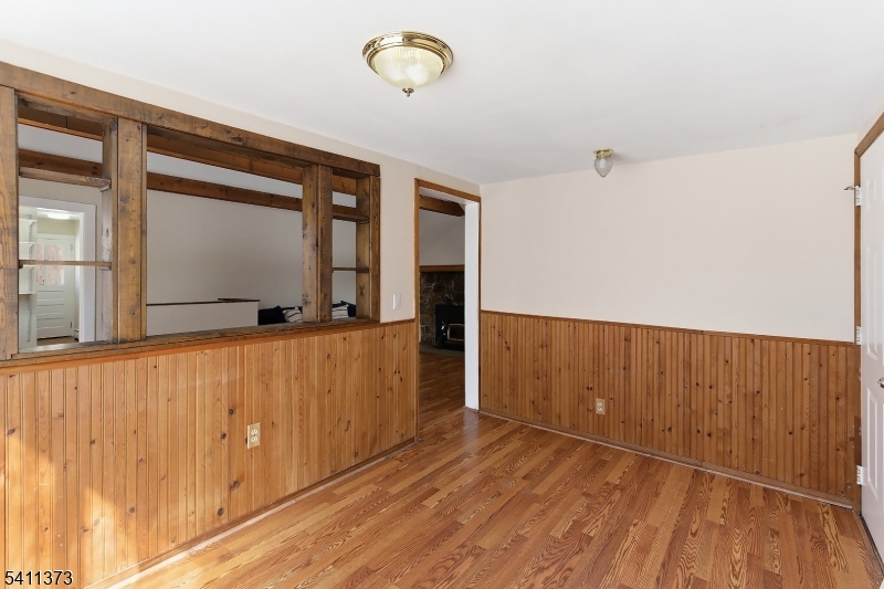 34 Isabelle Ave