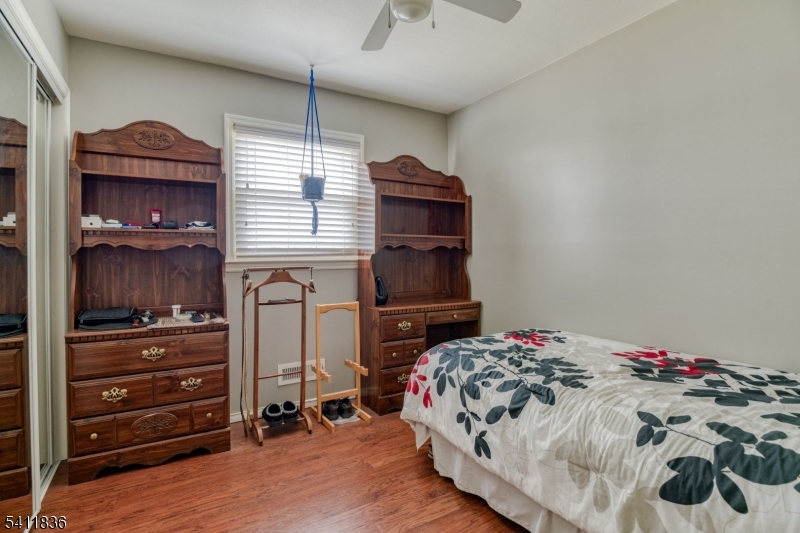 499 Old Stage Rd