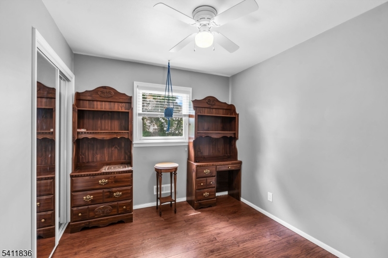 499 Old Stage Rd