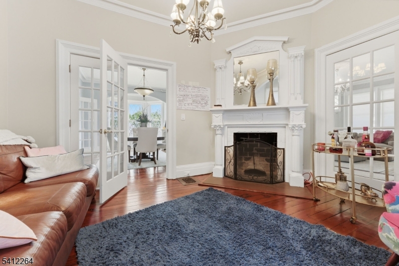 101 E Palisade Ave
