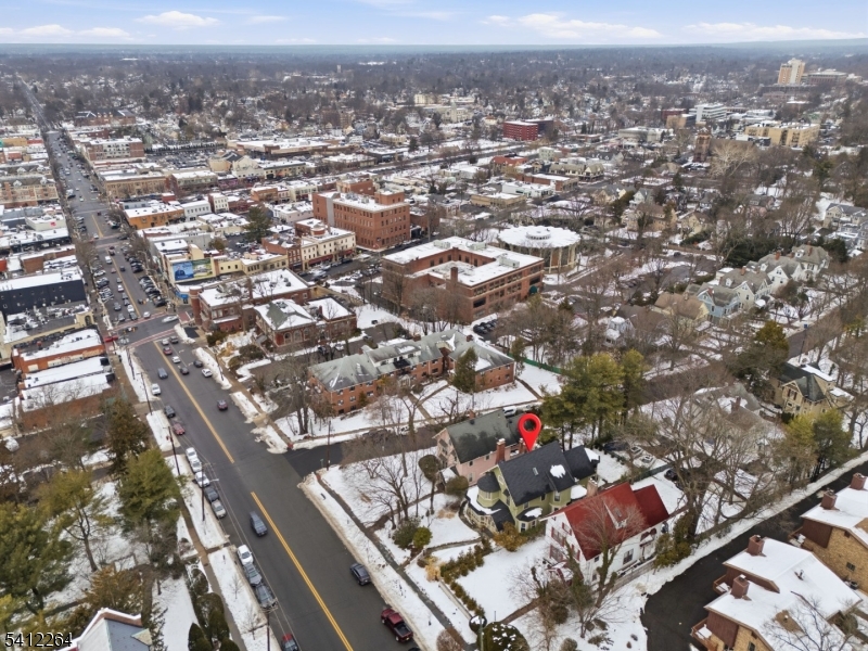 101 E Palisade Ave
