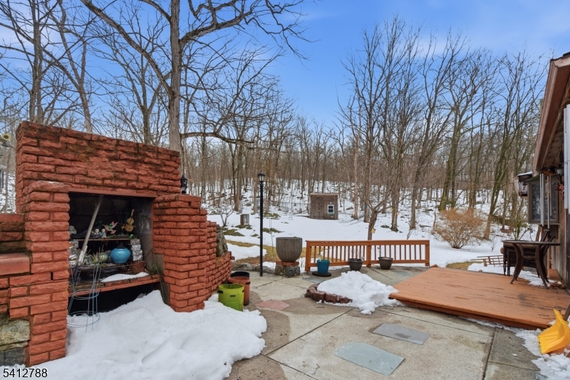 543 Lakeside Ave