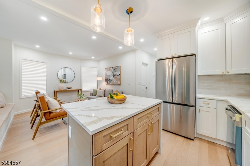 5 Brookside Drive