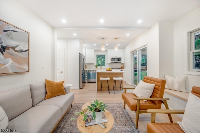 5 Brookside Drive