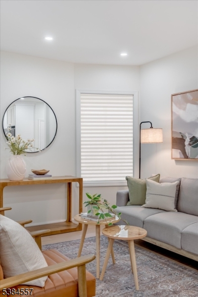 5 Brookside Drive