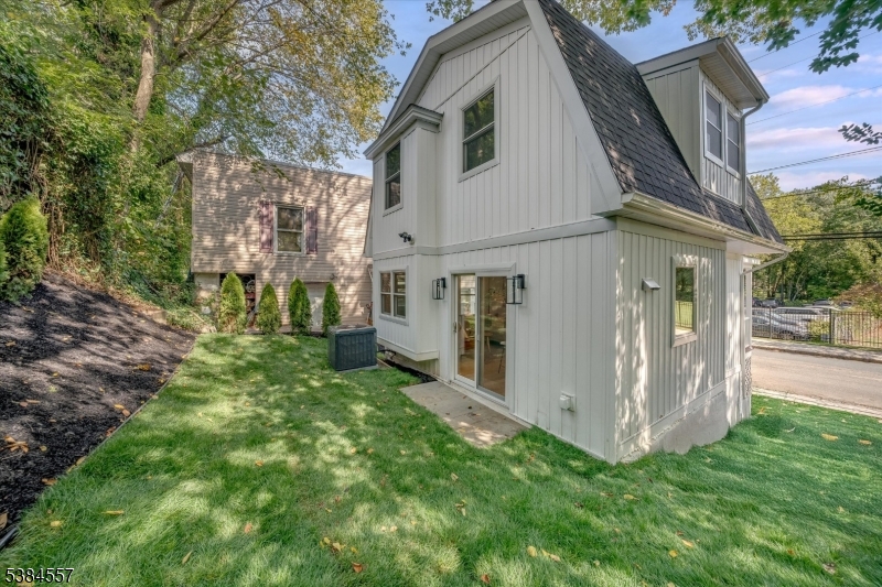 5 Brookside Drive
