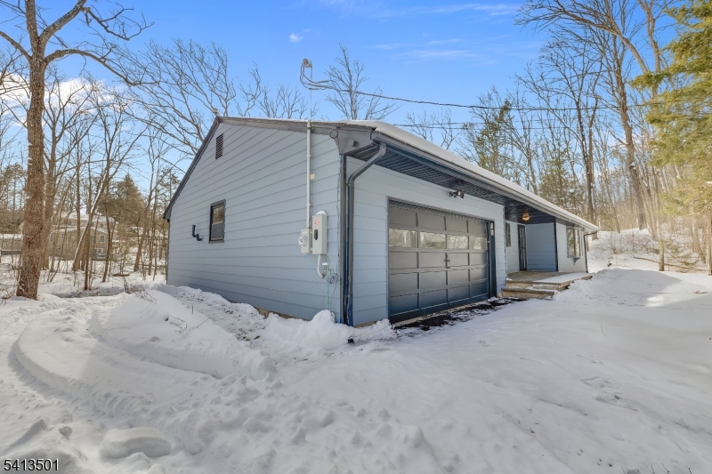 15 Winding Brook Way