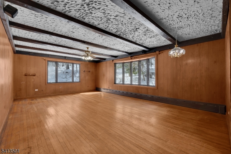 15 Winding Brook Way