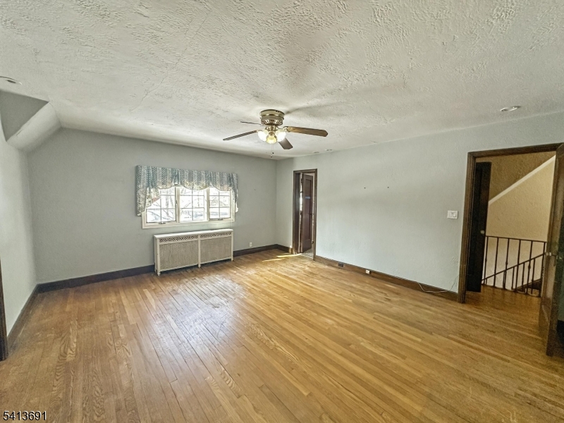 112 Oxford Pl