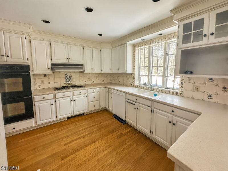 112 Oxford Pl