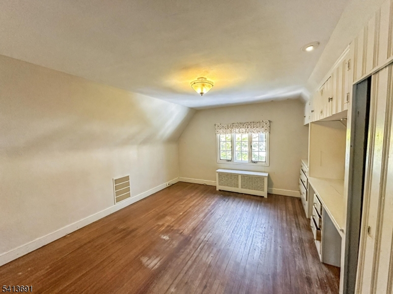 112 Oxford Pl