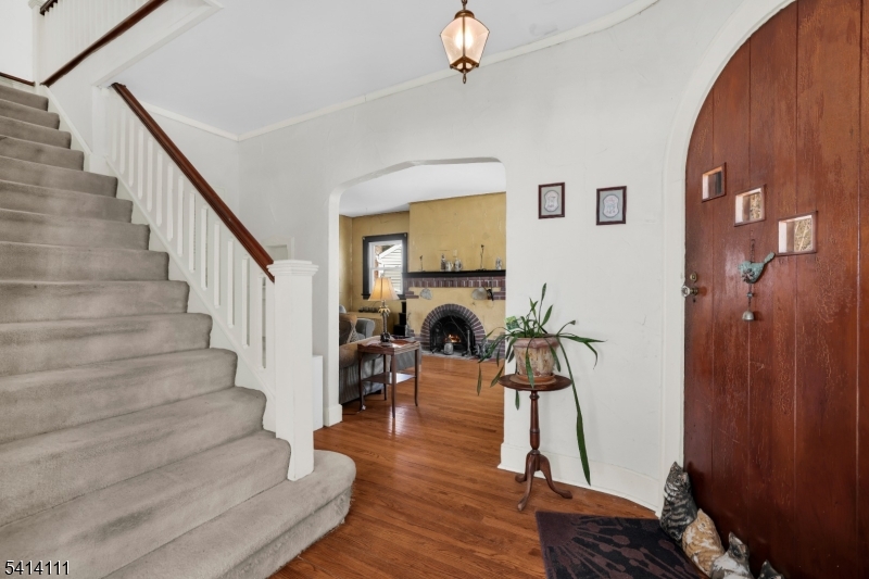 38 Hillside Ave