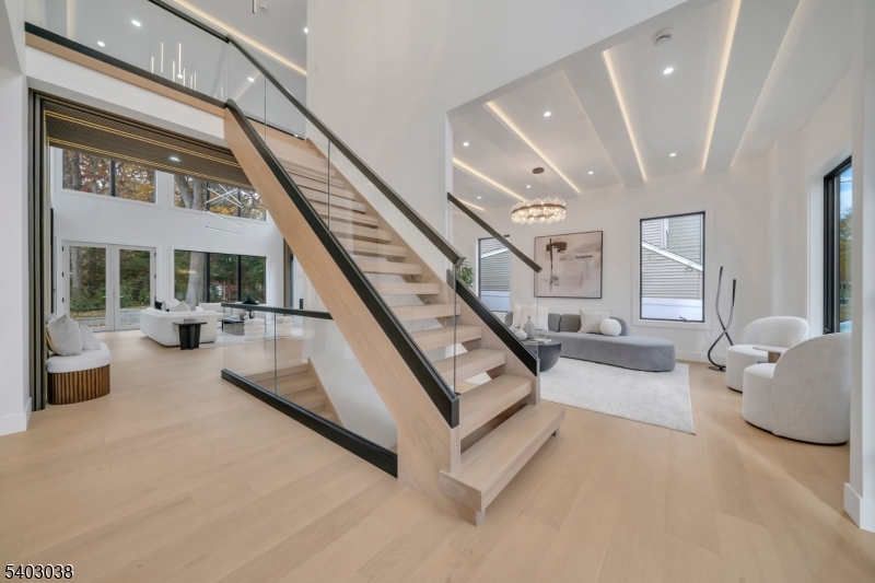 801 Godwin Rd