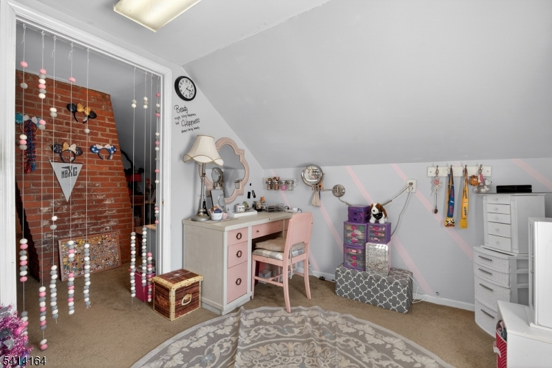 151 Beechwood Ave