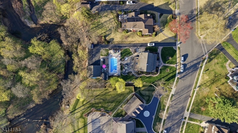 151 Beechwood Ave