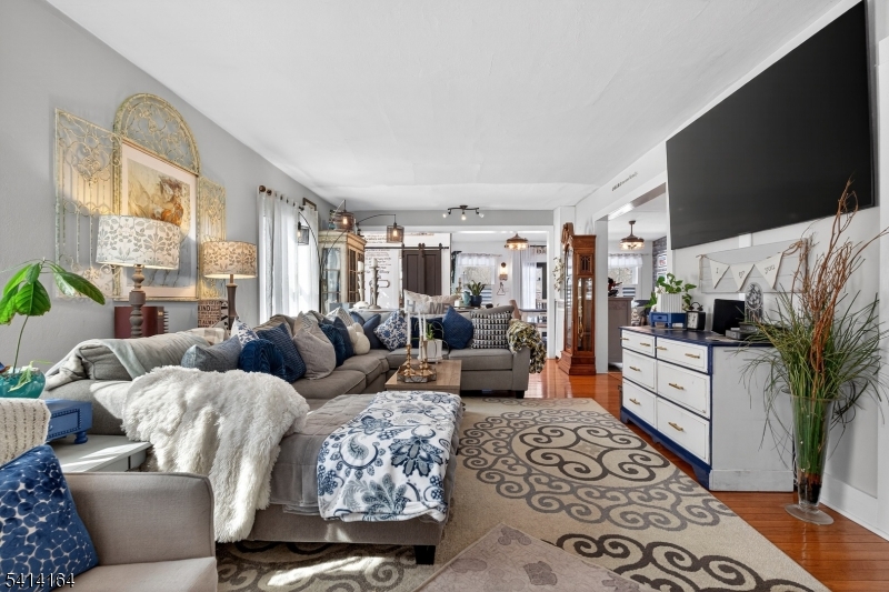 151 Beechwood Ave
