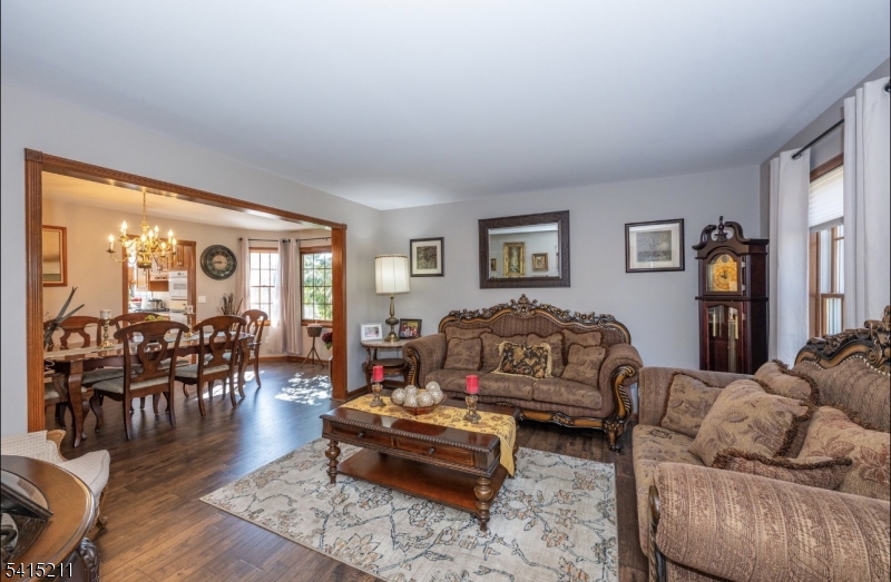 10 Mountain View Dr
