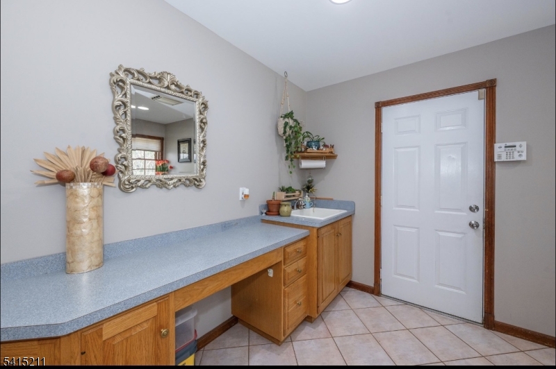 10 Mountain View Dr