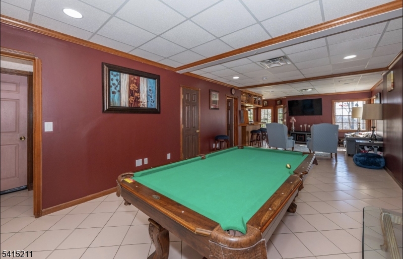 10 Mountain View Dr
