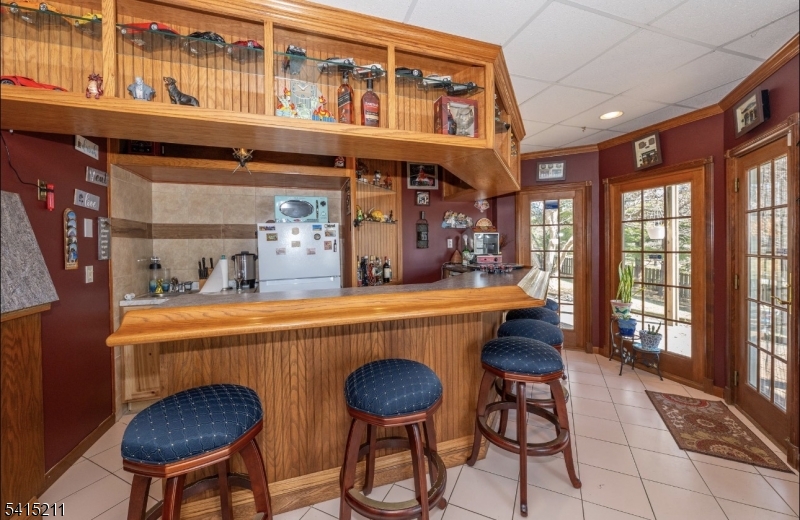 10 Mountain View Dr
