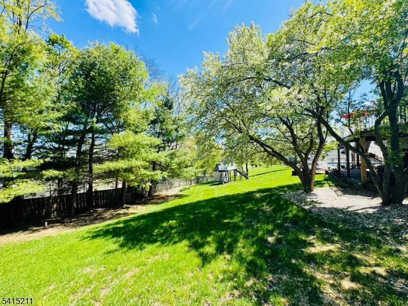 10 Mountain View Dr