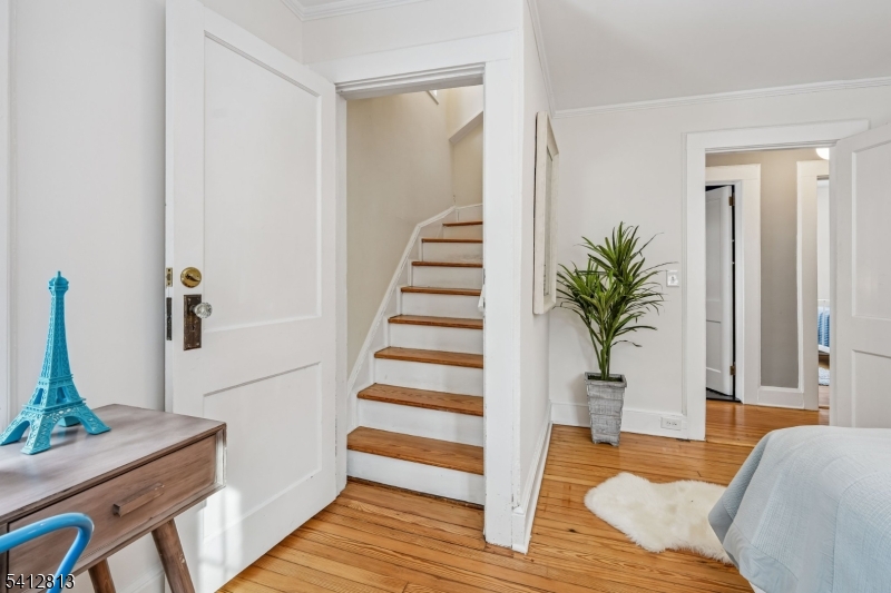31 Nassau Rd