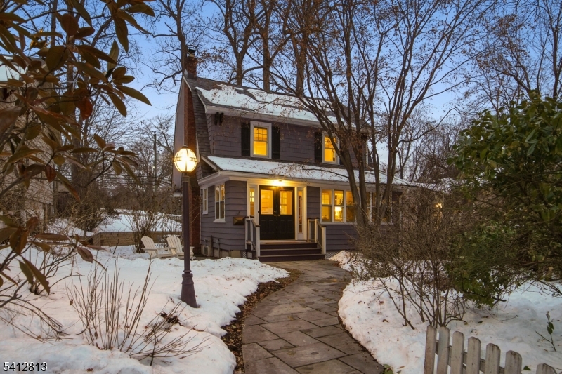 31 Nassau Rd