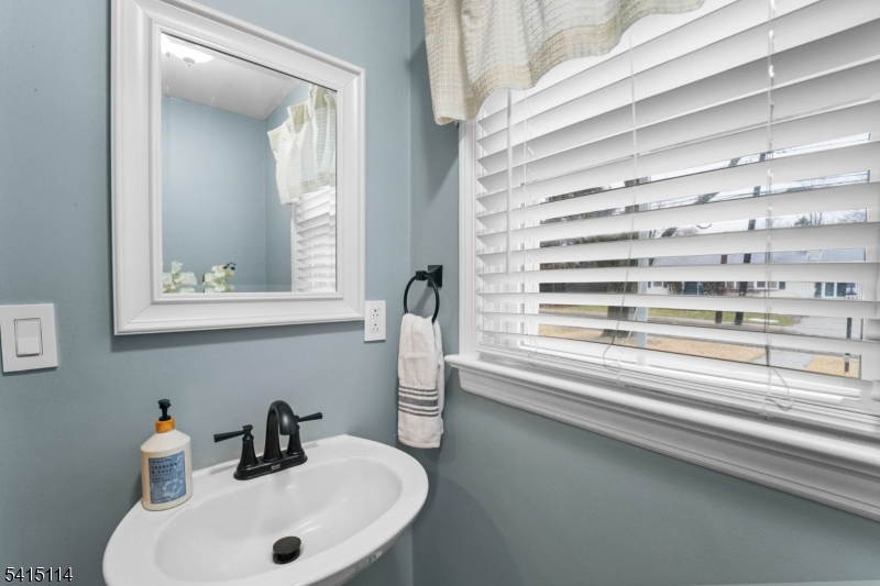 2547 Yardville Hamilton Sq