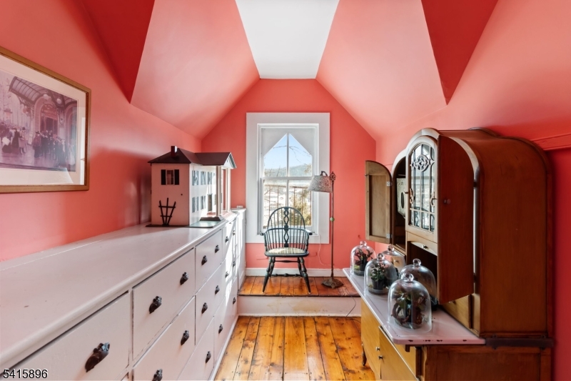20 Belvidere Ave