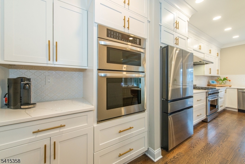 13 Mount Pleasant Pkwy