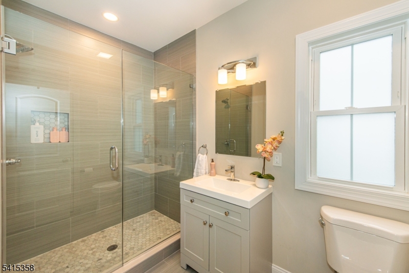 13 Mount Pleasant Pkwy