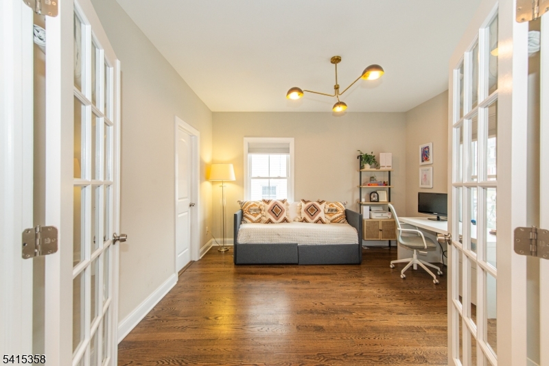 13 Mount Pleasant Pkwy