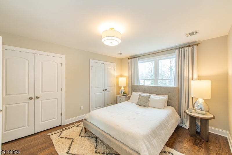 13 Mount Pleasant Pkwy