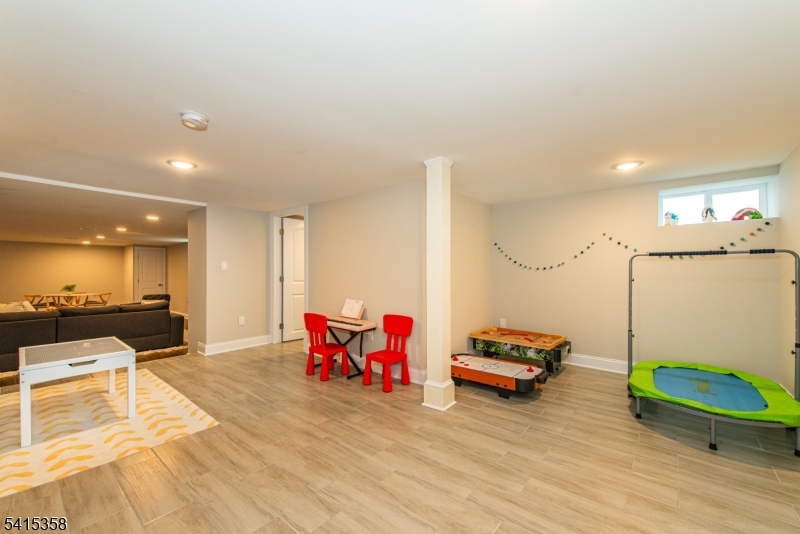 13 Mount Pleasant Pkwy