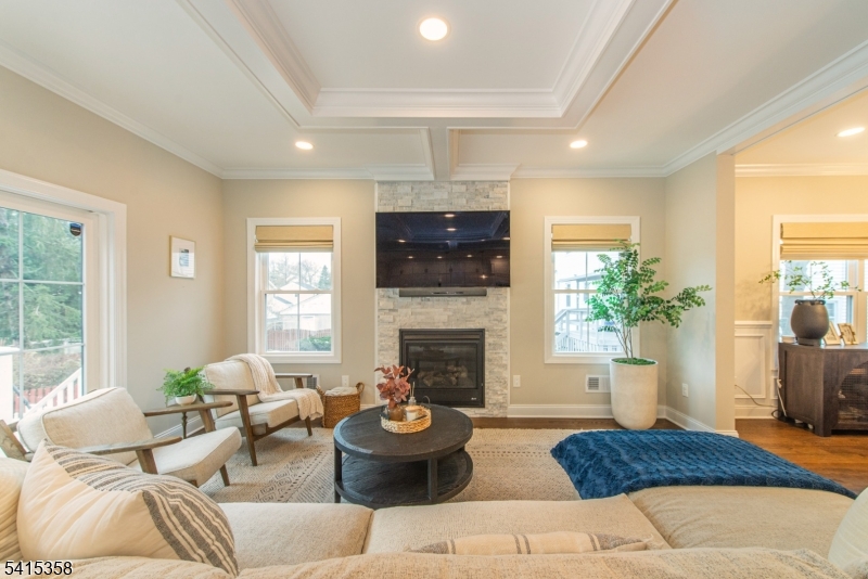 13 Mount Pleasant Pkwy