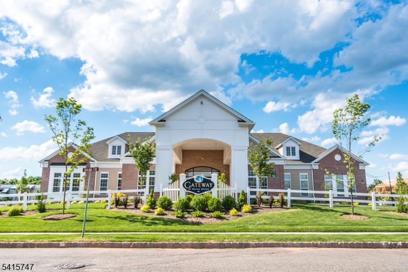 3 Van Nest Ct