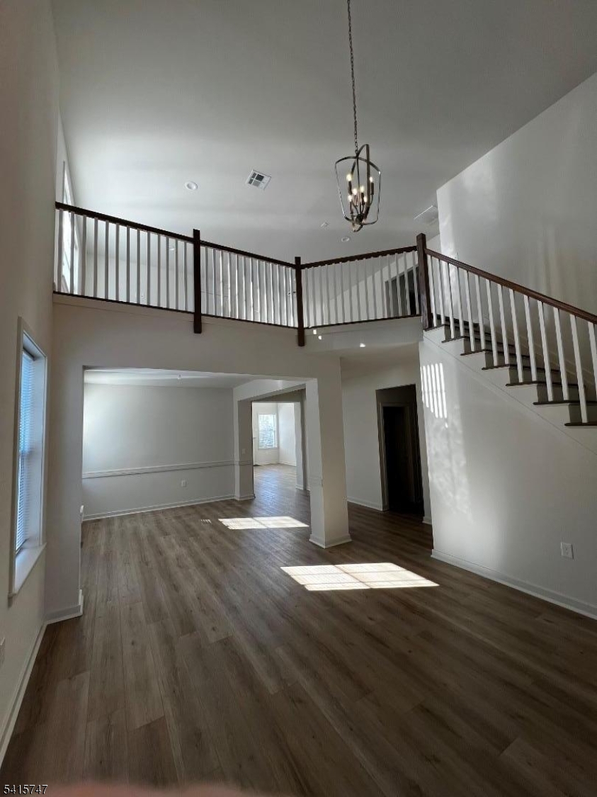 3 Van Nest Ct