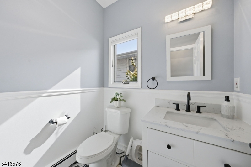 270 Baldwin Ave