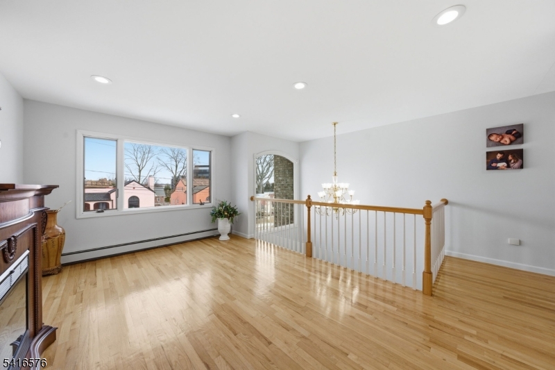 270 Baldwin Ave