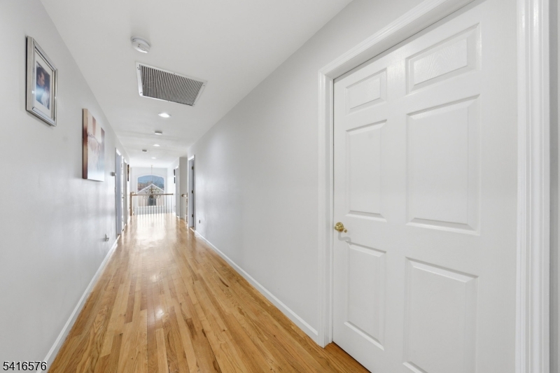 270 Baldwin Ave