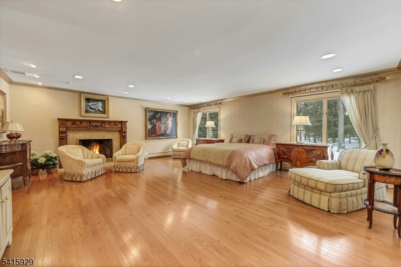 510 Hampton Hill Rd